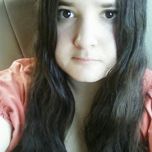 Meet your Posher, Telsa - Picture 1 of 4